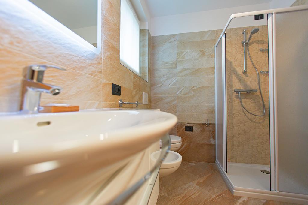 Chalet Luxe Livigno 2 Buitenkant foto